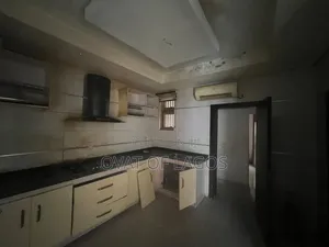3 Bedroom Apartment with BQ in Parkview Estate, Ikoyi