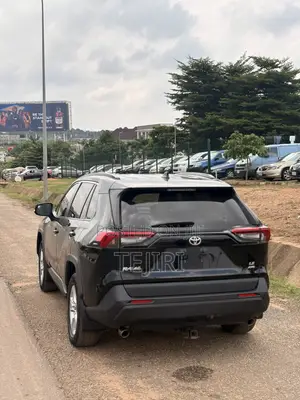 2019 Toyota RAV4 LE AWD - Foreign Used