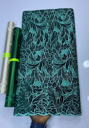 Cord Lace Mai Kyau don Bikin Musamman