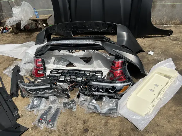 Toyota Land Cruiser Prado 2020 Headlights - 1