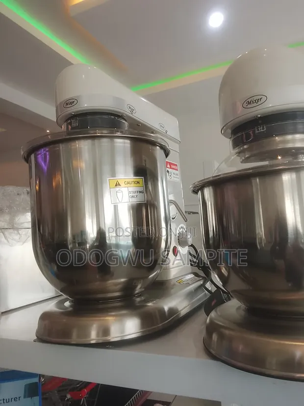 Industrial Tabletop Cake Mixer - 5/7/10L - 1