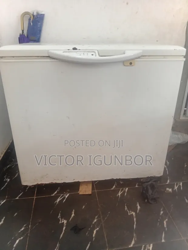 Liebherr Refrigerator/Freezer - White - 1