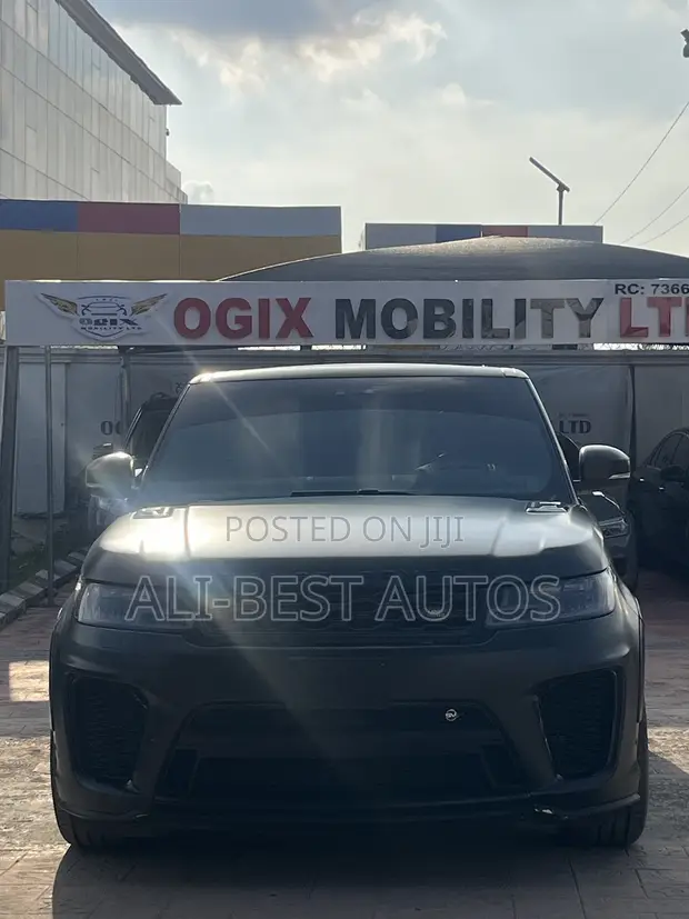 Land Rover Range Rover SVR 2020 - 1
