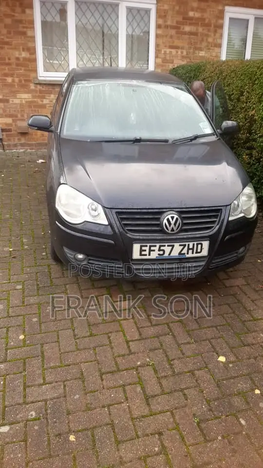 Volkswagen Polo 2007 Black - 1