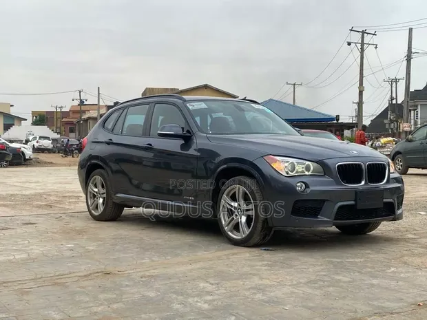 2015 BMW X1 Full Options - 1