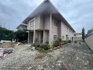 6-Bedroom Duplex for Rent a Parkview Estate, Ikoyi