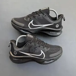 Nike Zoom Sneakers - Girman 40-47