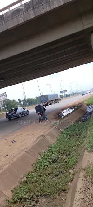 Mai Sayar da Siminti na Dangote & Lafarge