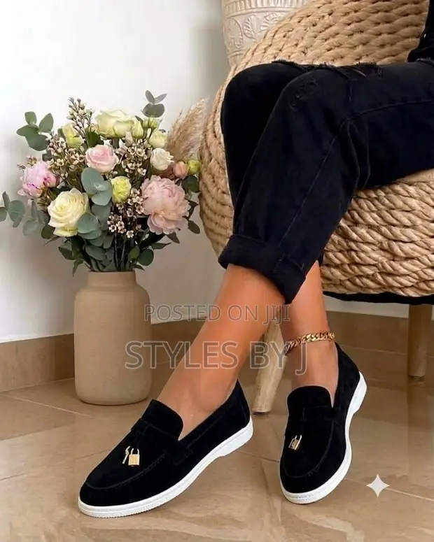 Kyakkyawan Takalman Mata - Grey, Cartoon, Black - 1