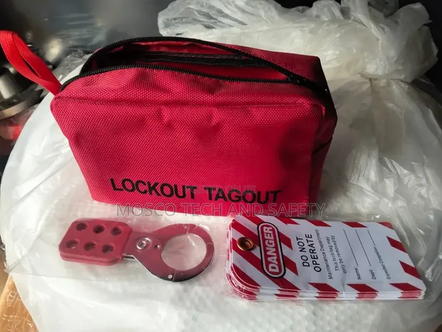 Lockout Tagout (LOTO) Pouch Kit tare da Hasp & Danger Tags - 1