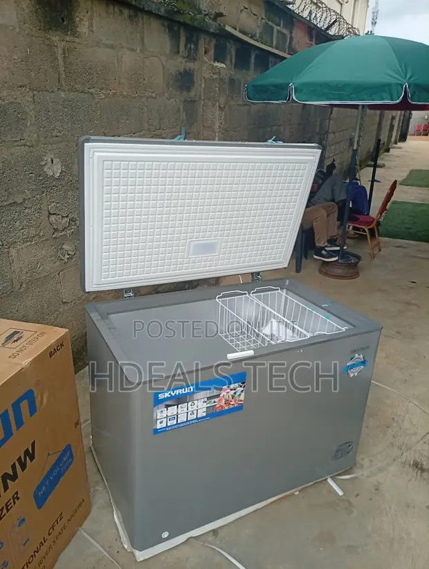 Family Size Skyrun 300L Chest Freezer - Brand New - 1