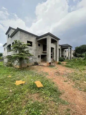 7-Bedroom Duplex for Sale in Life Camp