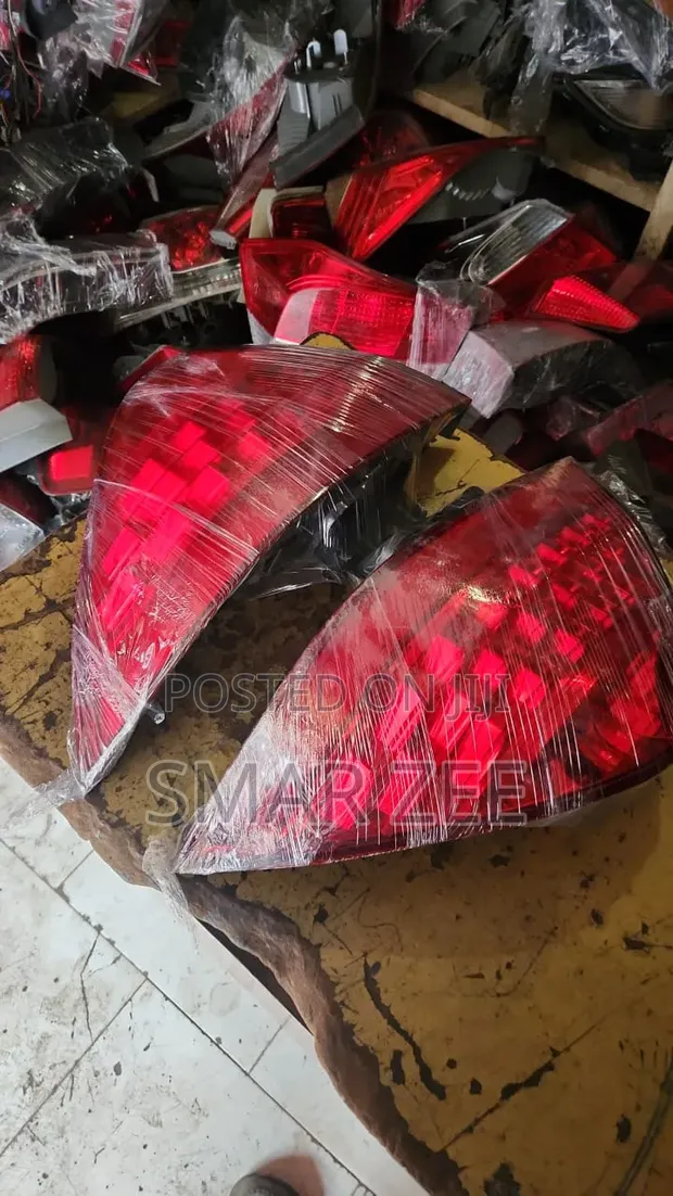 Honda Accord 2006 Refurbished Fog Lights - 1