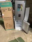 Hisense 264L Refrigerator with Water Dispenser - 2