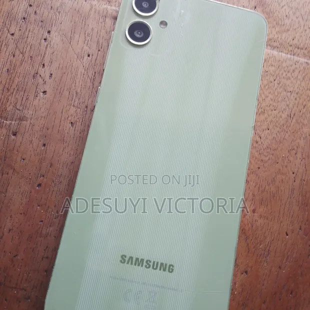 Samsung Galaxy A05 64GB Green - 1