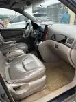 Toyota Sienna XLE AWD Minivan ta 2004 - 5