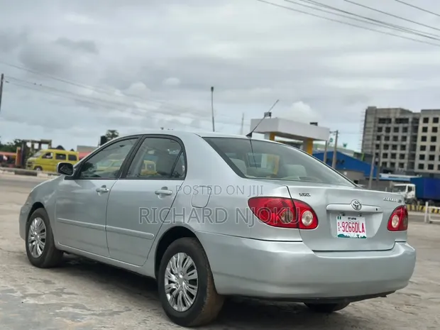 Toyota Corolla LE 2006 Silver - 1