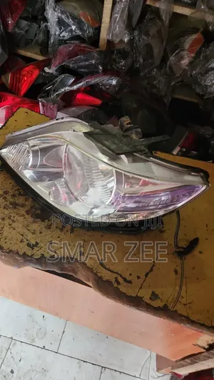 Honda Accord City 05 Fog Lights (Refurbished)