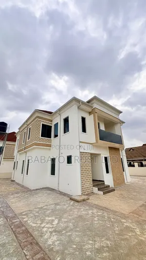 4-Bedroom Luxury Duplex for Sale a Akobo, Ibadan