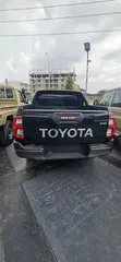 New Toyota Hilux 2025 Black - 2
