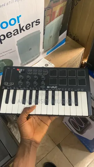 M-Wave 25-Key Midi Keyboard