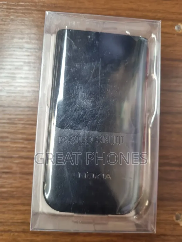 New Nokia 2720 Flip 512GB Black - 1