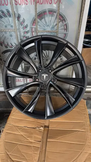 Tesla "Turbone Style" Rim