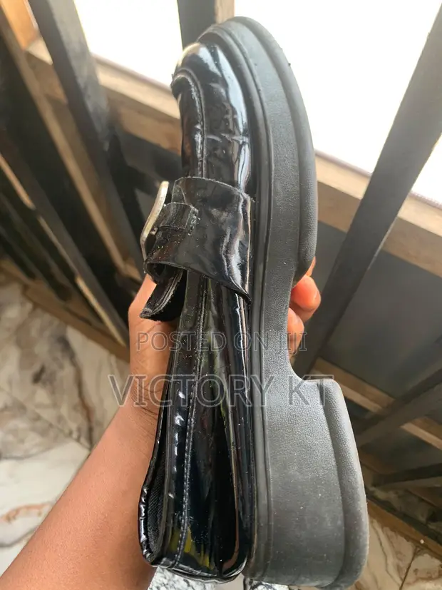 Thrifted Black Leather Loafers - Size 38 - 1