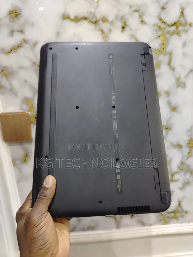 HP 14z Laptop 4GB RAM 500GB HDD - 1