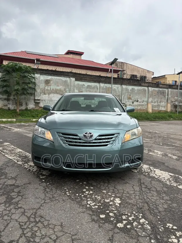 2009 Toyota Camry LE - Accident-Free, Buy & Drive - 1