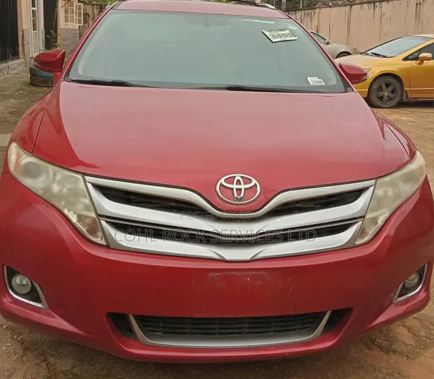 Toyota Venza 2013 Red - 1