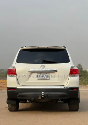 Toyota Highlander 2012 White