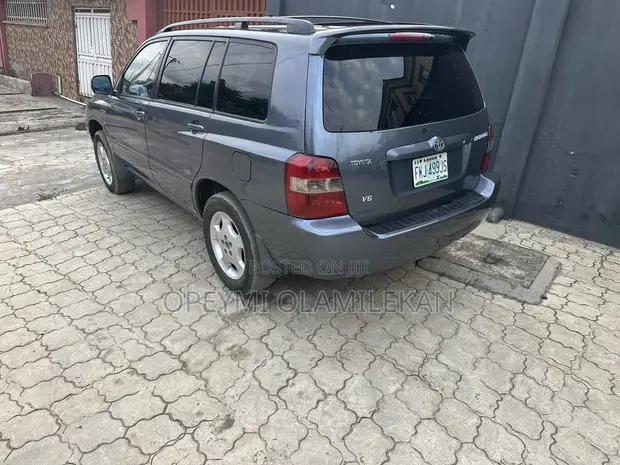 Toyota Highlander Limited V6 2005 Shuɗi - 1