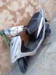Kymco 2006 Silver Scooter - 3