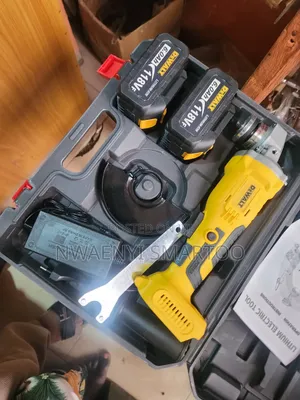 Battery Babe Heavy Duty Grinder