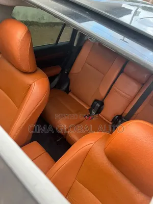 Samar da Gyaran Cikin Lexus RX 350 Yana Nan
