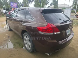 Toyota Venza V6 2010 Red