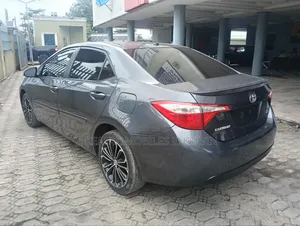 2016 Toyota Corolla S Sedan