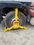 Kulle Tayar Tsaro Mai 3 Forks don Motar Hukuma/Truk/Mota - 1