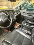2016 Toyota Sienna Black - 2