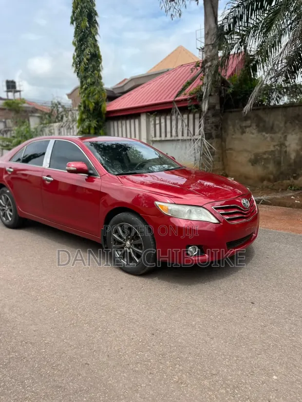 2008 Toyota Camry Red - 1