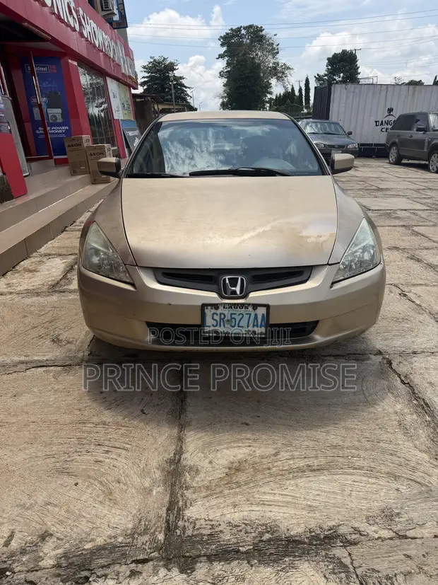 Honda Accord 2005 Gold - 1