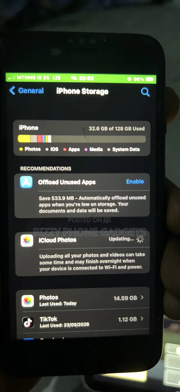 Apple iPhone 7 128GB Black - 1