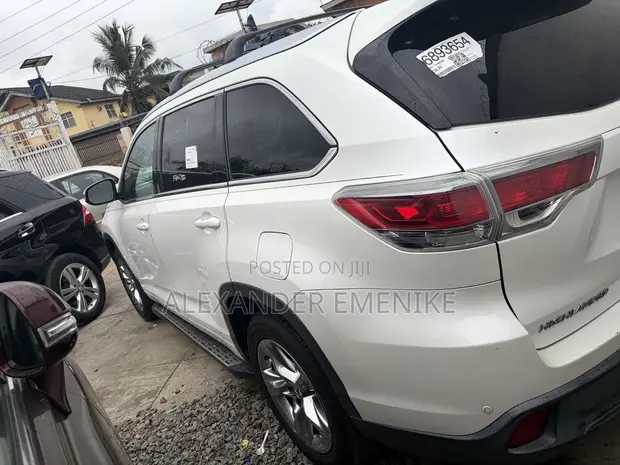 2015 Toyota Highlander Limited - 1