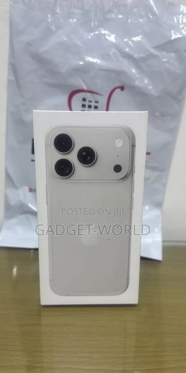 Apple iPhone 18 Pro 256GB Silver - 1