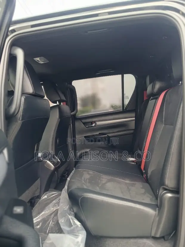 Sabon Toyota Hilux GR Sport 2025 Baki - 1