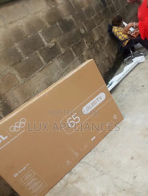TCL 65" QLED UHD Smart TV 65T6D - 1