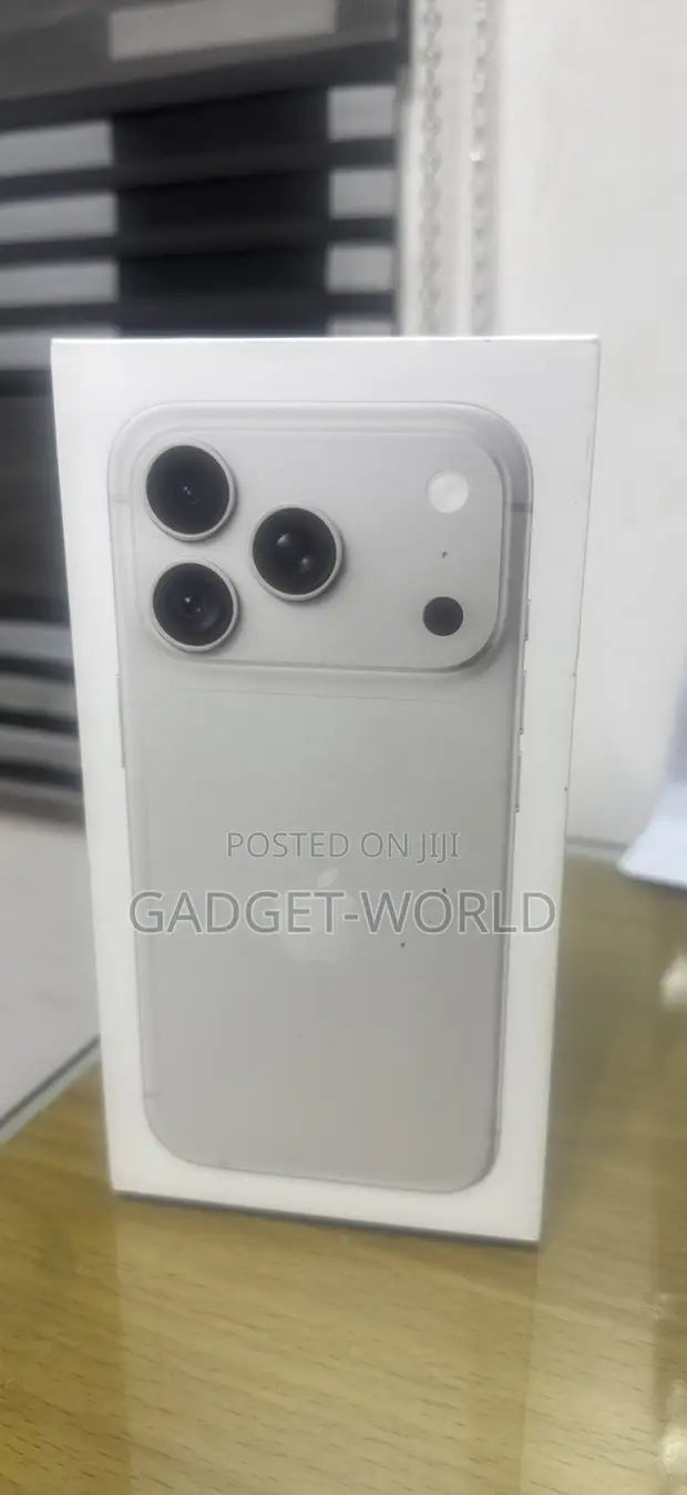 New Apple iPhone 18 Pro Max 1TB Silver - 1