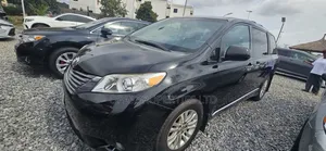 Toyota Sienna XLE 2013 Black