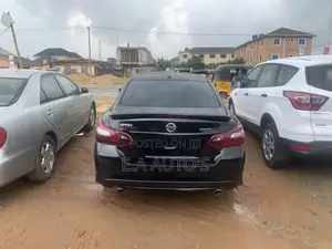 Nissan Altima 2018 Black